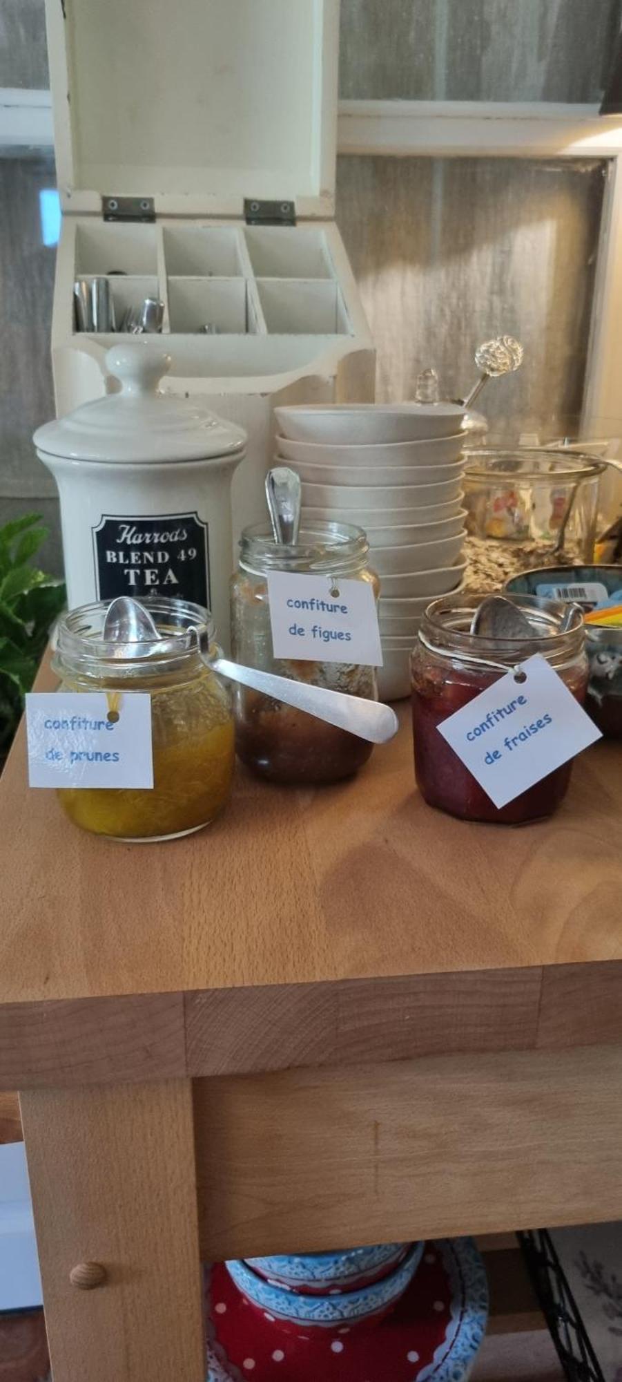 לינה וארוחת בוקר Bevons Mas Tulipe De Soie מראה חיצוני תמונה